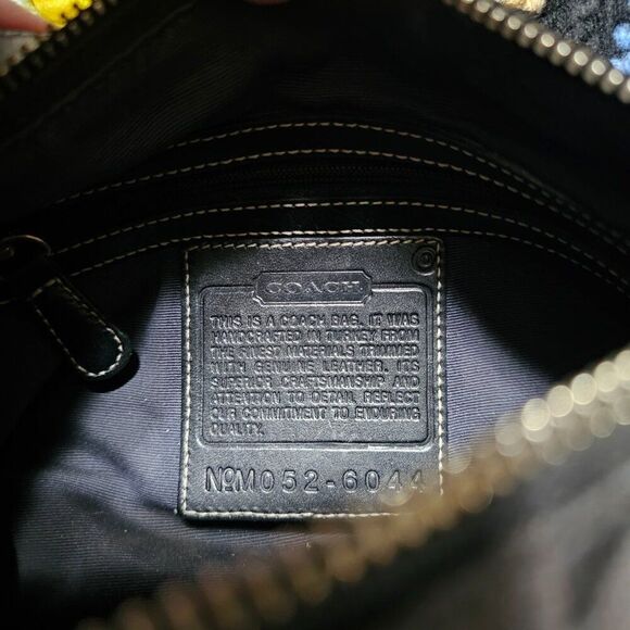 2005 Vintage y2k Coach Demi Shoulder Bag in Black Monochrome Jacquard Purse - Picture 8 of 8